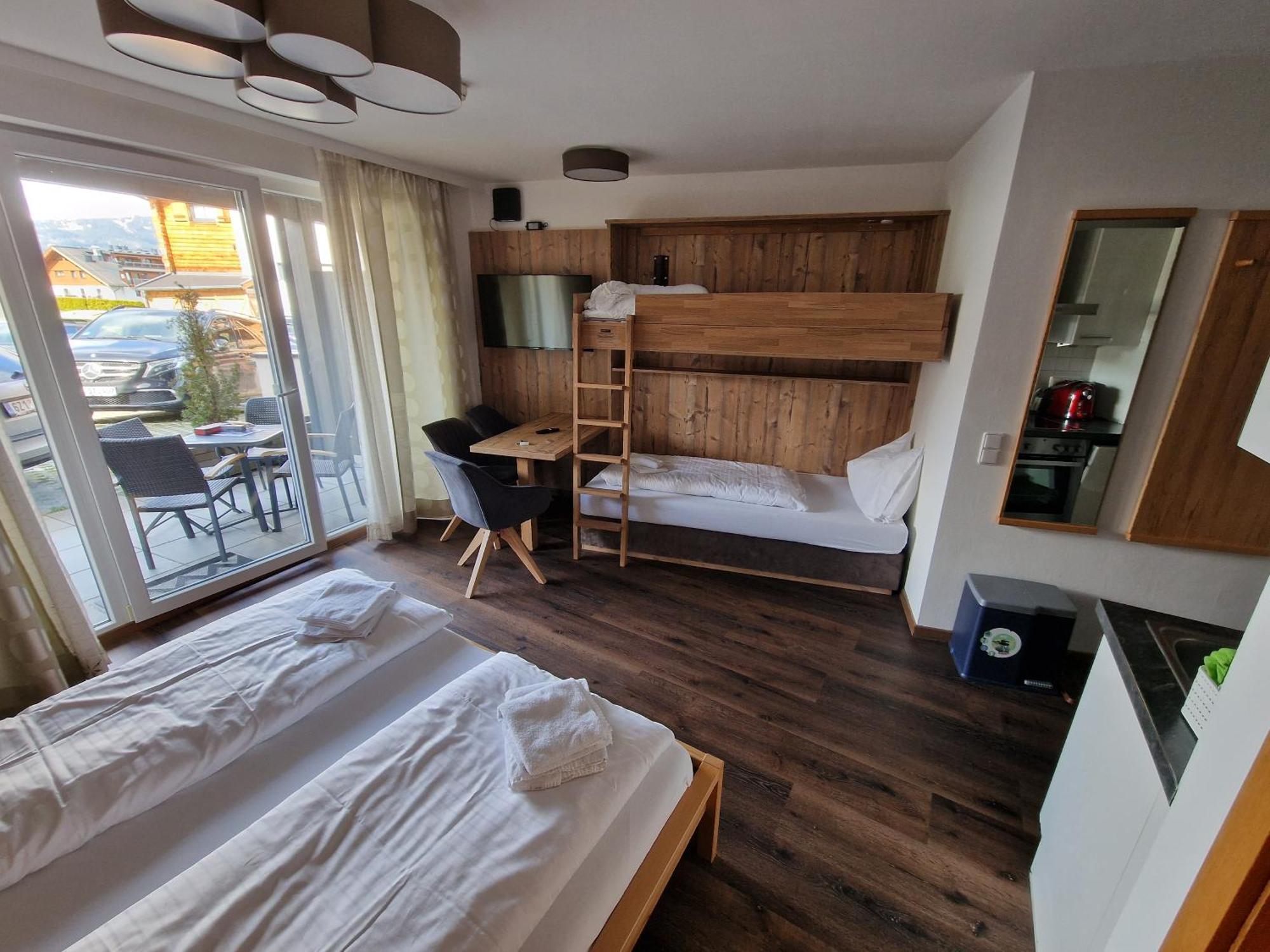 Adler Kaprun, Golf 'N' Ski And Mountain Biking. Екстер'єр фото
