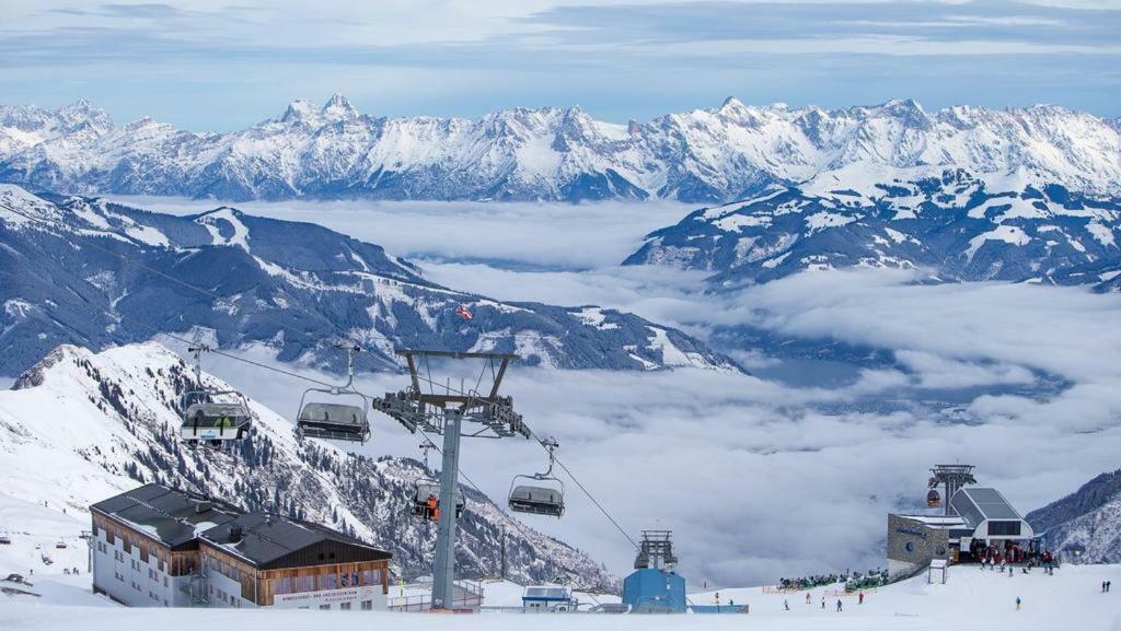 Adler Kaprun, Golf 'N' Ski And Mountain Biking. Екстер'єр фото